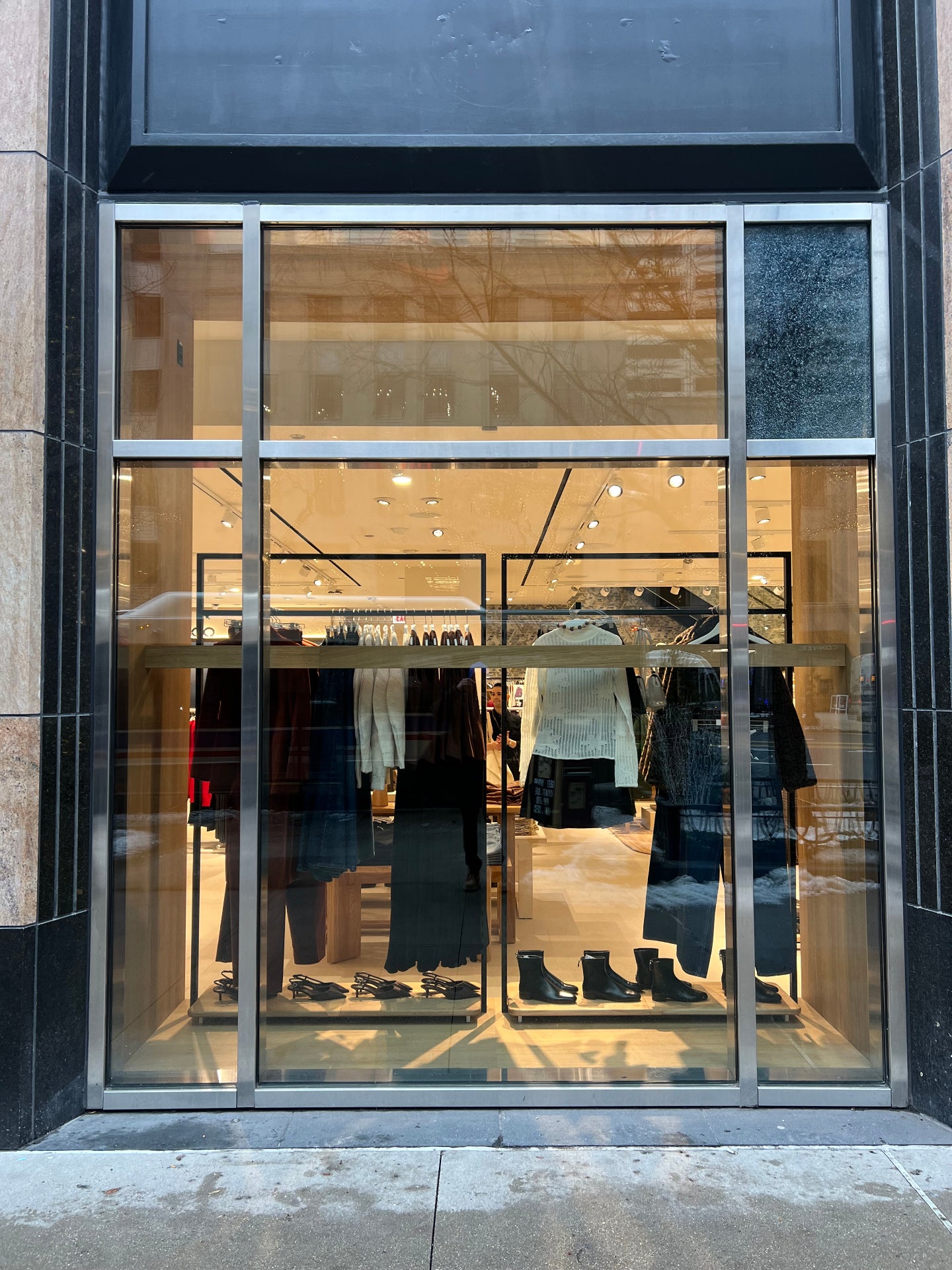 Custom interior display glazing by Chicago Glass Company — similar construction to our glass wine walls