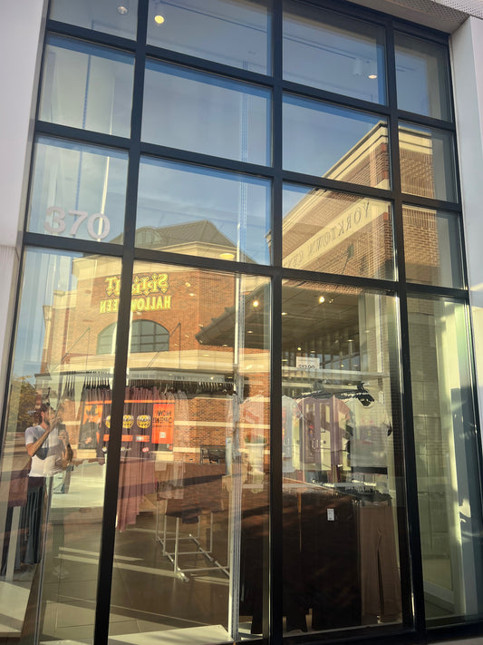 Hurricane-rated curtain wall glazing — Yorktown project